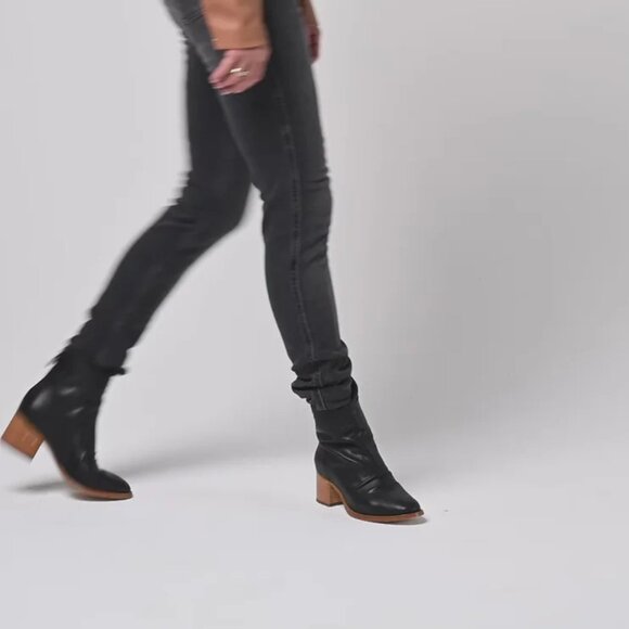 NEW BEEK Made In Mexico Leather Pheasant Booties in black/tan for women 825 13j8 - Picture 8 of 8